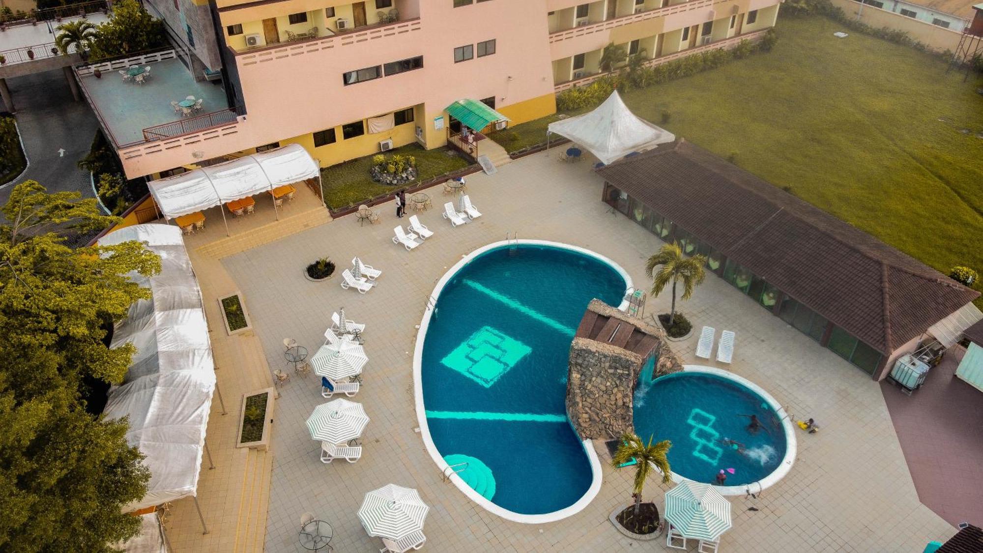 Hotel Marjorie 'Y' Tema Kültér fotó